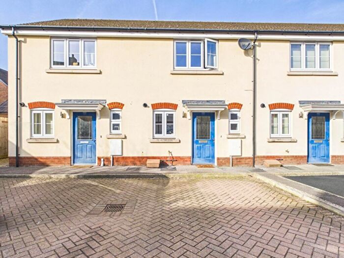 2 Bedroom Terraced House For Sale In Millway Furlong, Haddenham, HP17