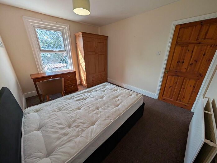 2 Bedroom Flat To Rent In Acland Road, Bournemouth, Dorset, BH9