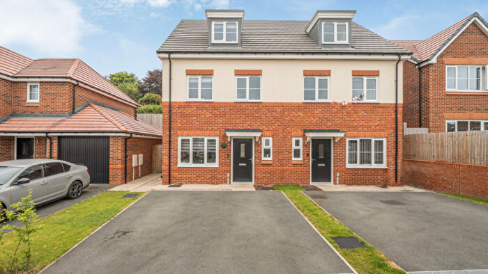 3 Bedroom Semi-Detached House For Sale In Oldfield Way, Euxton, Chorley, PR7