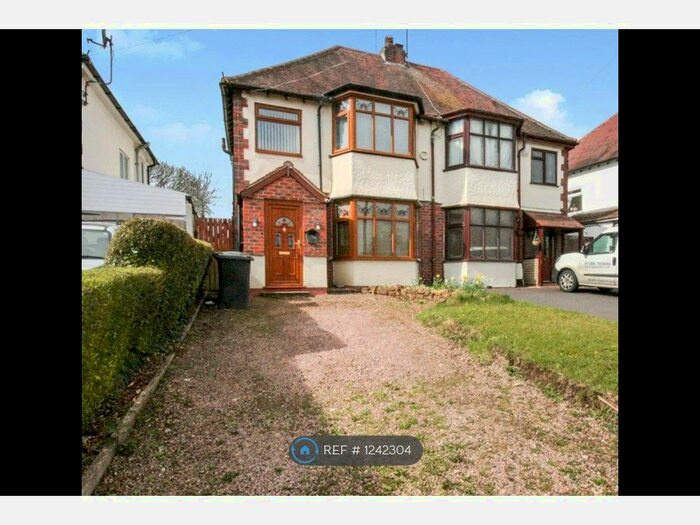 3 Bedroom Semi-Detached House To Rent In Studley Road, Redditch, B98