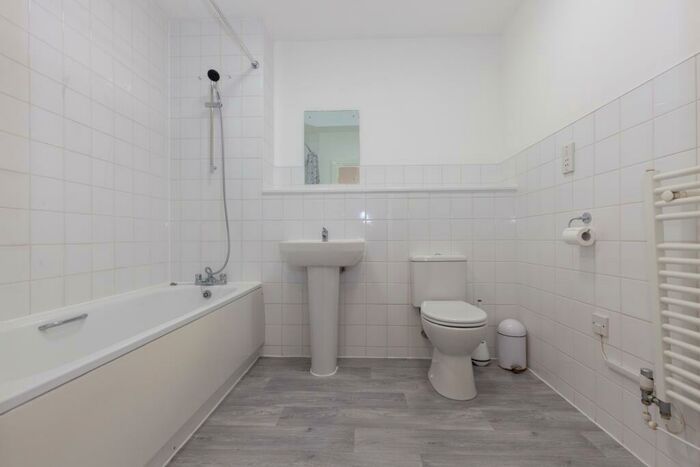 2 Bedroom Apartment To Rent In Albert House, Albion Place, Oxford, Oxfordshire, OX1