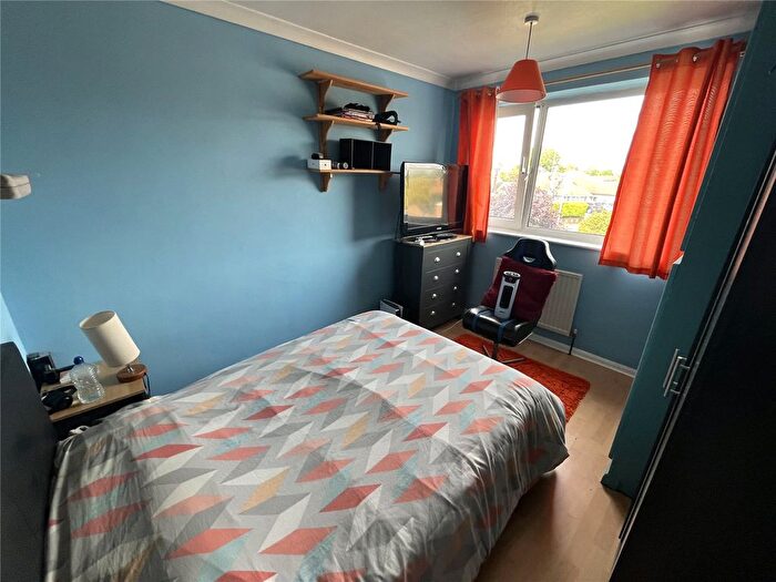 5 Bedroom Semi-Detached House For Sale In Dalling Drive, Houghton Regis, Dunstable, Bedfordshire, LU5