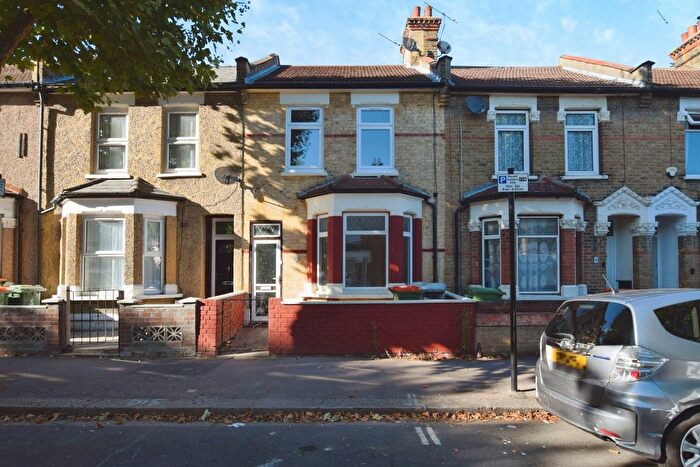 3 Bedroom Property To Rent In Hollington Road, London, E6
