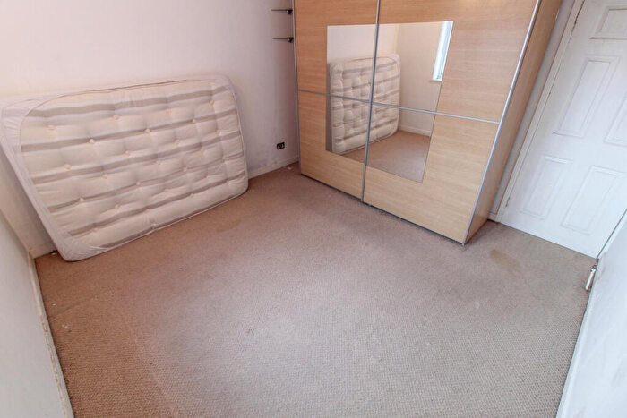 2 Bedroom Semi-Detached House For Sale In Amy Close, Coventry, CV6