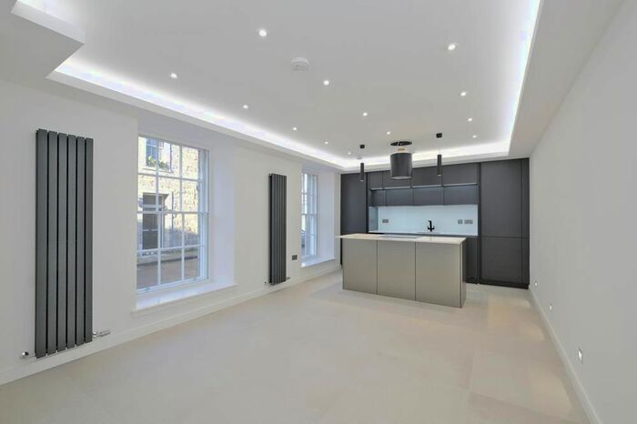 2 Bedroom Flat To Rent In North Silver Street, Aberdeen, AB10