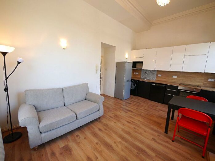 2 Bedroom Flat To Rent In Barrack Court, Barrack Road, Newcastle Upon Tyne, NE4