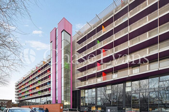 2 Bedroom Flat To Rent In Octavius Street, Deptford, London, SE8