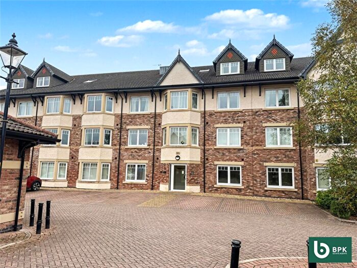 2 Bedroom Apartment For Sale In Parkland Drive, Carlisle, Cumbria, CA1
