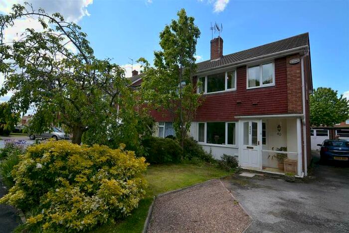 3 Bedroom Semi-Detached House To Rent In Stanhurst Way, West Bromwich B71