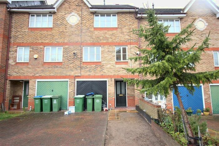 4 Bedroom Terraced House To Rent In Redbourne Drive, Thamesmead, London, SE2