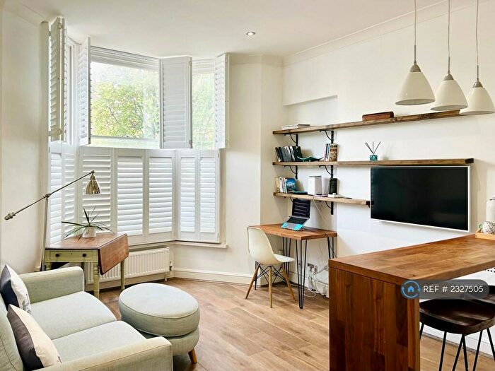 1 Bedroom Flat To Rent In Therapia Road, London, SE22