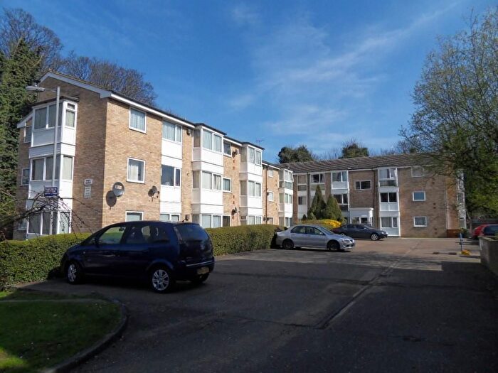 Studio To Rent In Luton, LU4