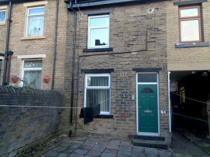 2 Bedroom Terraced House To Rent In Naples Street, Bradford, BD8