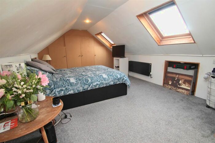 1 Bedroom Maisonette To Rent In Belswains Lane, Hemel Hempstead, HP3