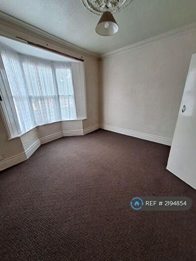 3 Bedroom Terraced House To Rent In Mallin Street, Smethwick, B66