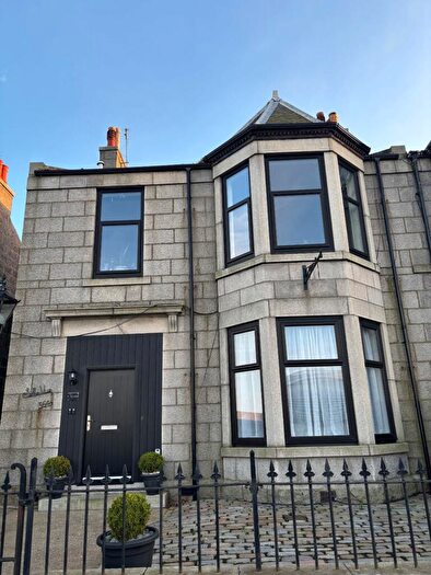 1 Bedroom Flat To Rent In Victoria Road, Torry, Aberdeen, AB11
