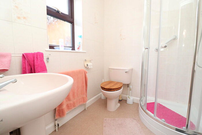 3 Bedroom Detached Bungalow For Sale In Burghley Road, Lincoln, LN6