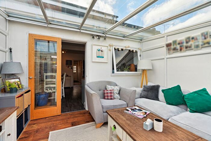 3 Bedroom Terraced House For Sale In Gaston Bridge Road, Shepperton, Surrey, TW17