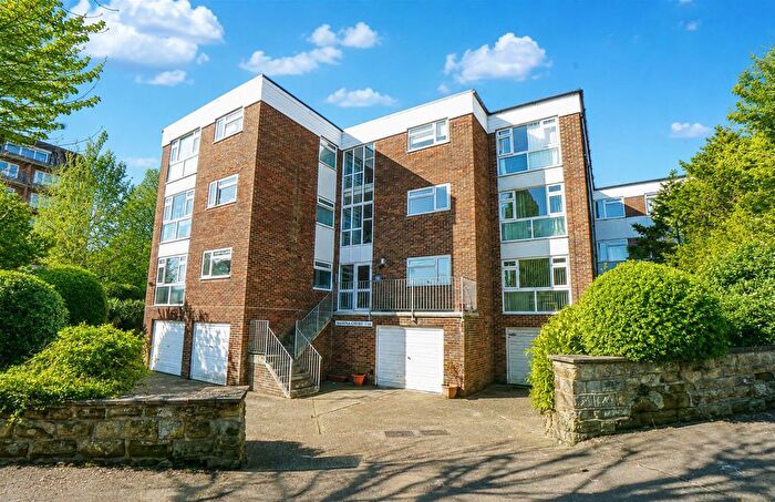 2 Bedroom Flat For Sale In Upper Maze Hill, St. Leonards-On-Sea, TN38