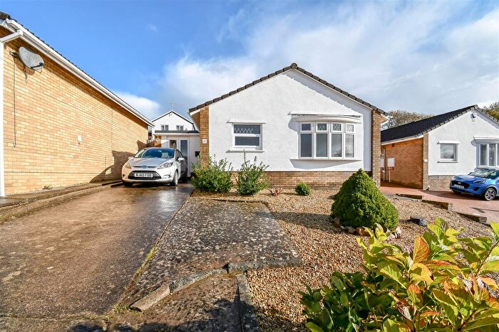 2 Bedroom Detached Bungalow For Sale In Taf Close, Barry, CF62