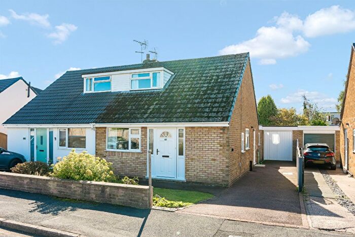 3 Bedroom Semi-detached House For Sale In Browmere Drive, Croft, Warrington, Cheshire, WA3