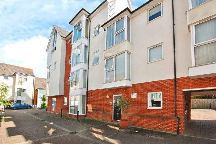 2 Bedroom Flat To Rent In Pearl Square, Chelmsford, CM2