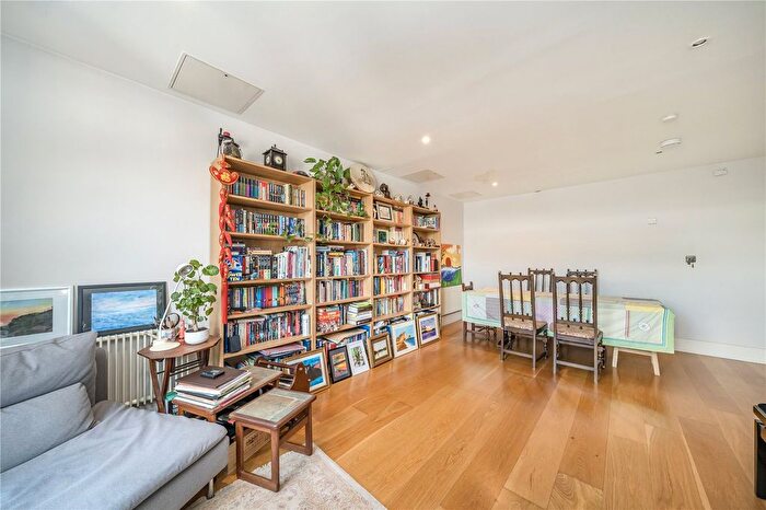 2 Bedroom Flat To Rent In Guildhouse Street, London, SW1V