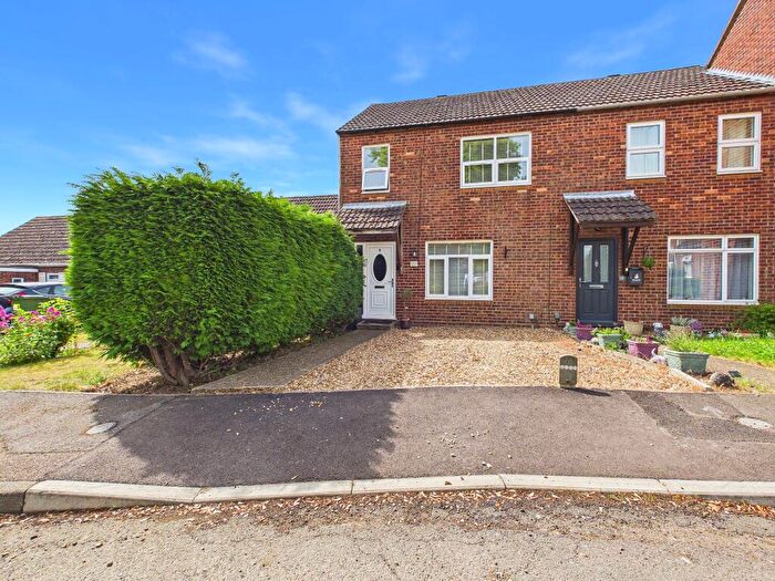 3 Bedroom End Of Terrace House For Sale In Elizabeth Court, Eaton Socon, St. Neots, PE19
