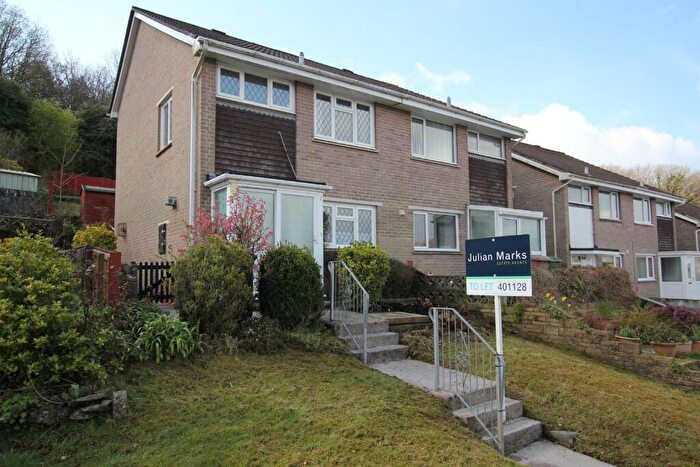 3 Bedroom Semi-Detached House To Rent In Holmwood Avenue, Plymstock, Plymouth, PL9