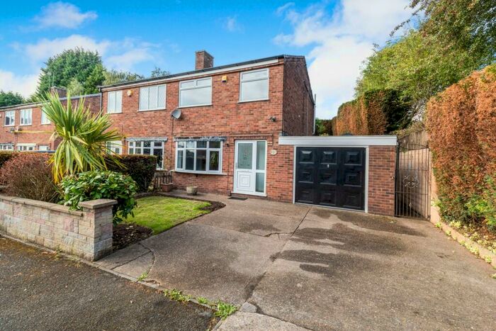 3 Bedroom Semi-Detached House To Rent In Mapleton Way, Sutton In Ashfield, NG17