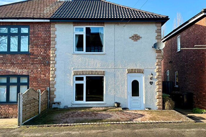 3 Bedroom Semi Detached House For Sale In Kings Road, Melton Mowbray, LE13