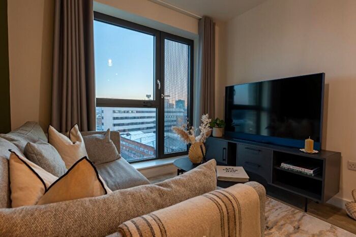 1 Bedroom Flat To Rent In Flat, Rockingham Street, Sheffield, S1