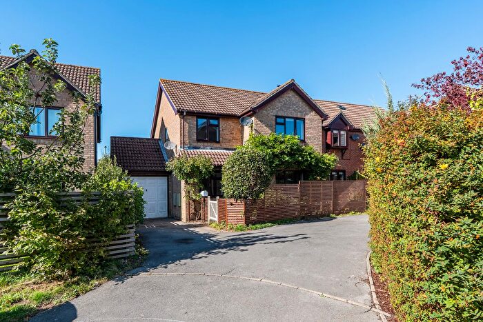 3 Bedroom Detached Bungalow For Sale In Sorrel Close, Locks Heath, SO31