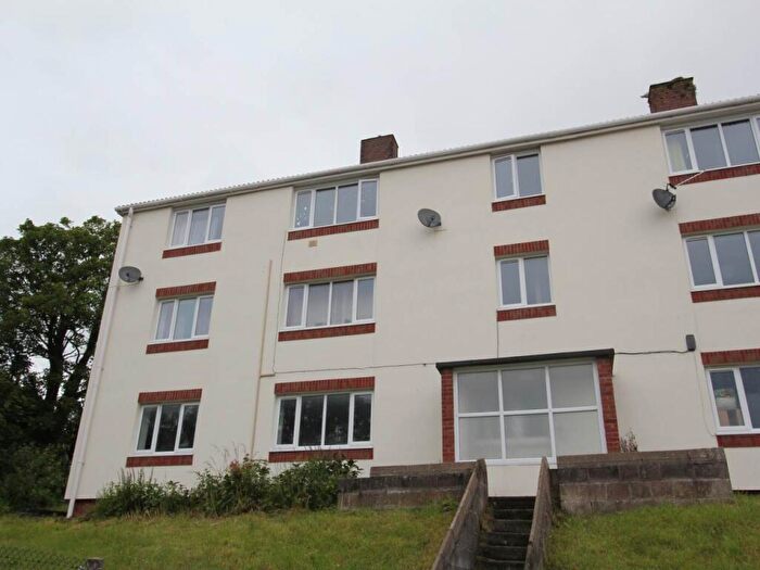 2 Bedroom Flat To Rent In Owens Close, Barry, Vale Of Glamorgan, CF62