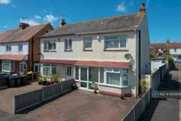 3 Bedroom Semi-Detached House To Rent In Whitfield Avenue, Broadstairs, CT10