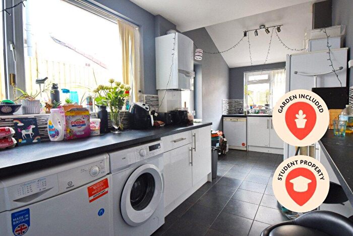 4 Bedroom Terraced House To Rent In Boston Road, Bristol, Somerset, BS7
