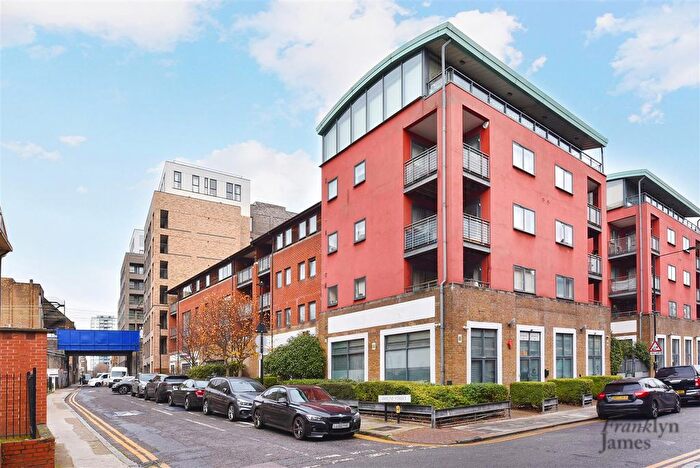 1 Bedroom Flat To Rent In Reservoir Studios, Limehouse, E1W