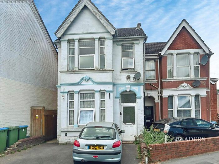 2 Bedroom Flat To Rent In Shirley Road, Southampton, Hampshire, SO15