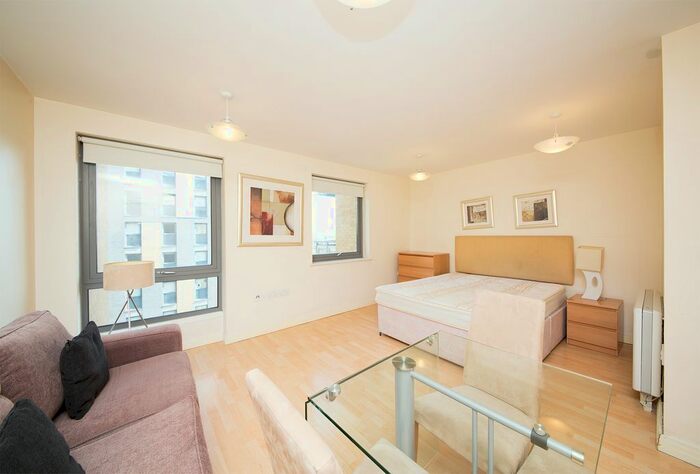 Studio To Rent In Victoria Road, London, W3