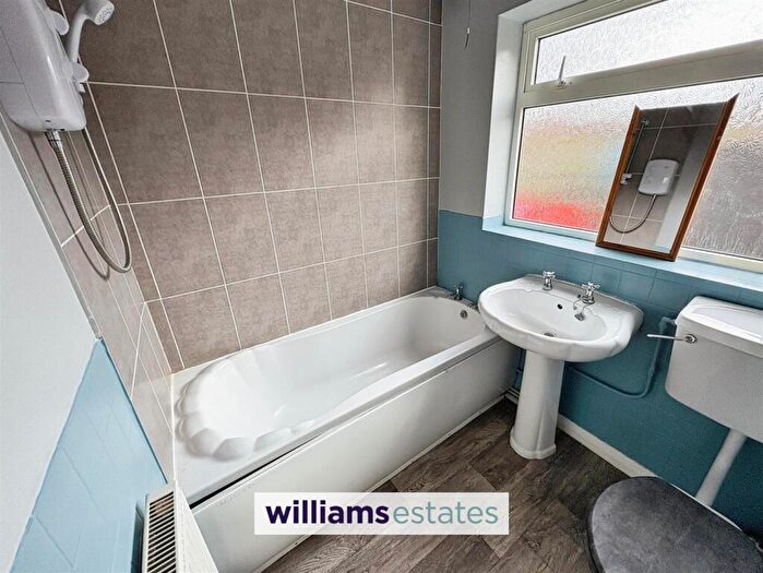 2 Bedroom Semi-Detached Bungalow For Sale In Bron Haul, Dyserth, LL18