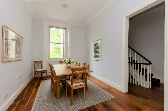 3 Bedroom Maisonette To Rent In Finborough Road, Chelsea, London, SW10