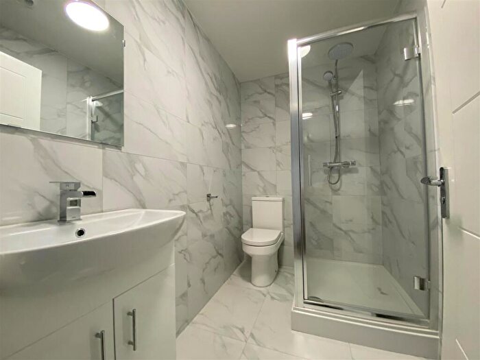 1 Bedroom Flat To Rent In Holton Road, Barry, CF63