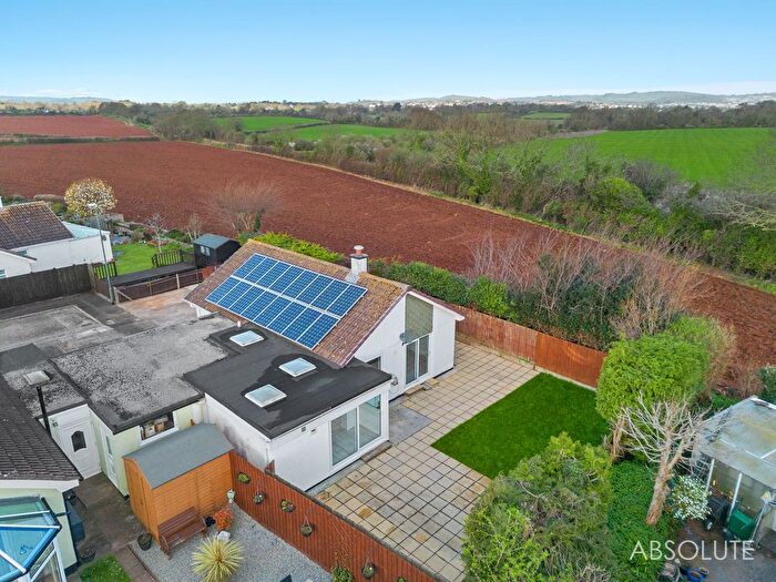 3 Bedroom Detached Bungalow For Sale In North Boundary Road, Brixham, TQ5