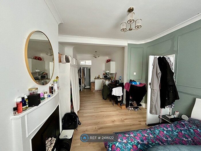 Studio To Rent In South Esk Road, London, E7