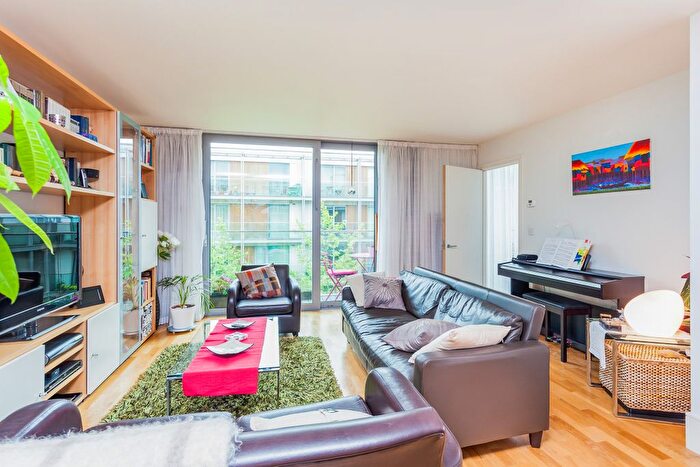 2 Bedroom Flat To Rent In Highbury Stadium Square, N5