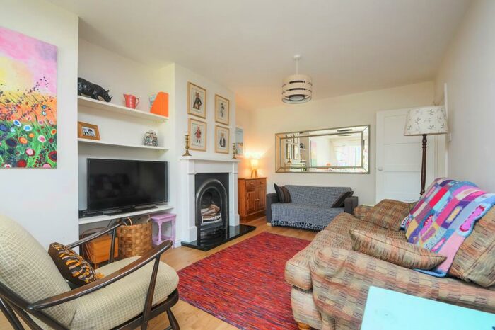 3 Bedroom Semi-Detached House To Rent In Milton, Oxfordshire, OX14