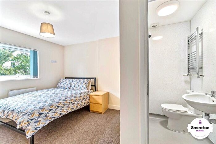 1 Bedroom Terraced House To Rent In Gull House, - Houndiscombe Road, Plymouth, Devon, PL4