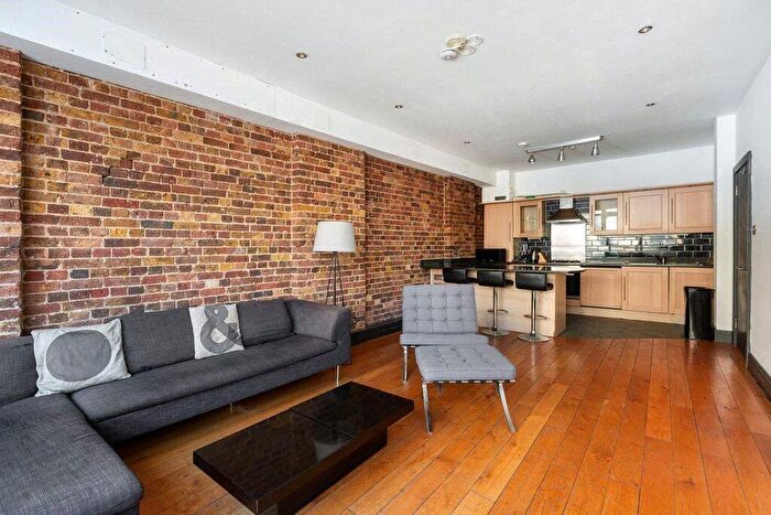 1 Bedroom Apartment To Rent In Commercial Street, London, E1