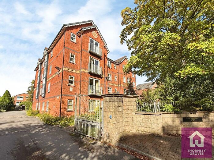 3 Bedroom Flat To Rent In Oak Mount, Half Edge Lane, Eccles, Manchester, M30