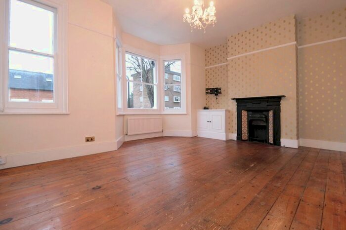 2 Bedroom Flat To Rent In Church Path, London, W4